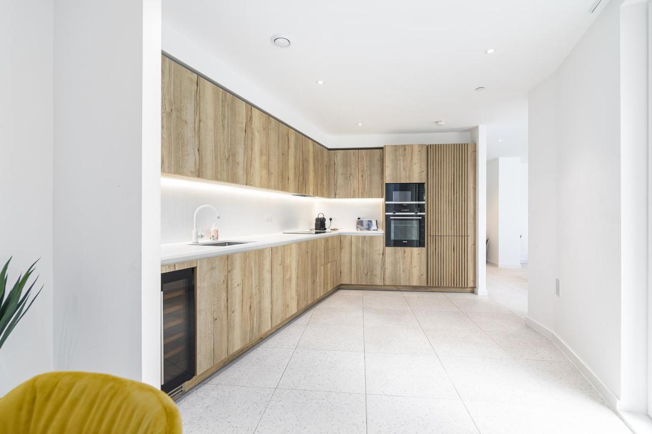 Luxury Spacious Flat With Communal Gardens And Parking Λονδίνο Εξωτερικό φωτογραφία